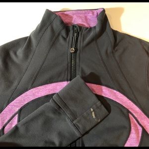 Lululemon Define jacket with Flaw - Stain